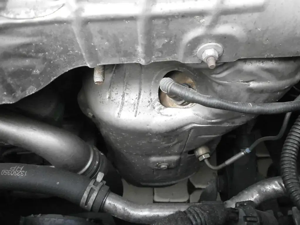 Zdjęcie Gdzie jest DPF w Opel Insignia? Odkryj jego lokalizację i problemy